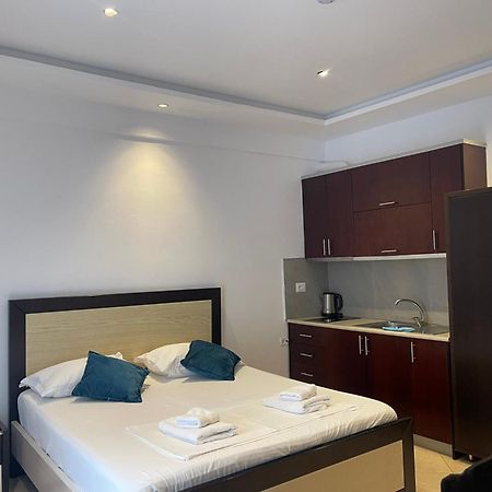 Ferienwohnung Emiljano Seaview Ksamil Exterior foto