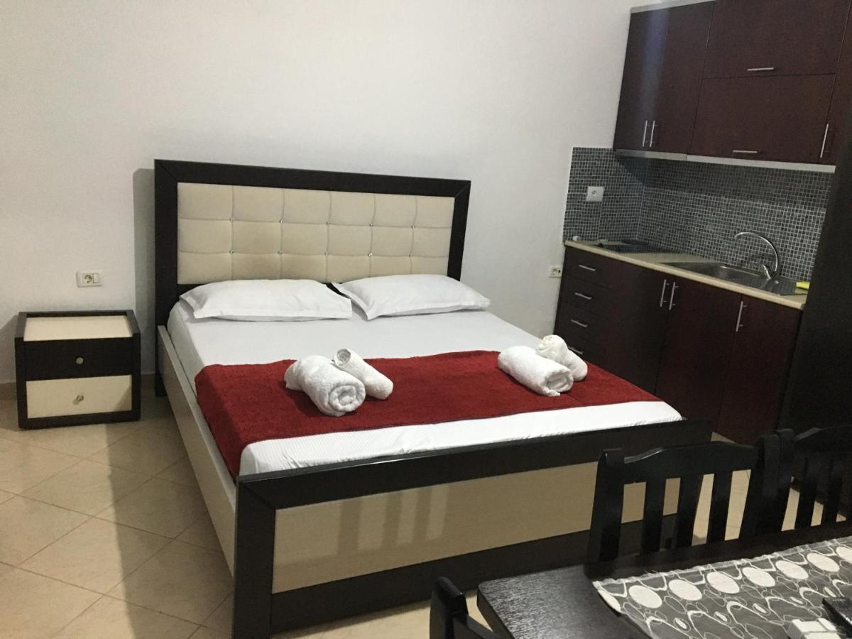 Ferienwohnung Emiljano Seaview Ksamil Exterior foto