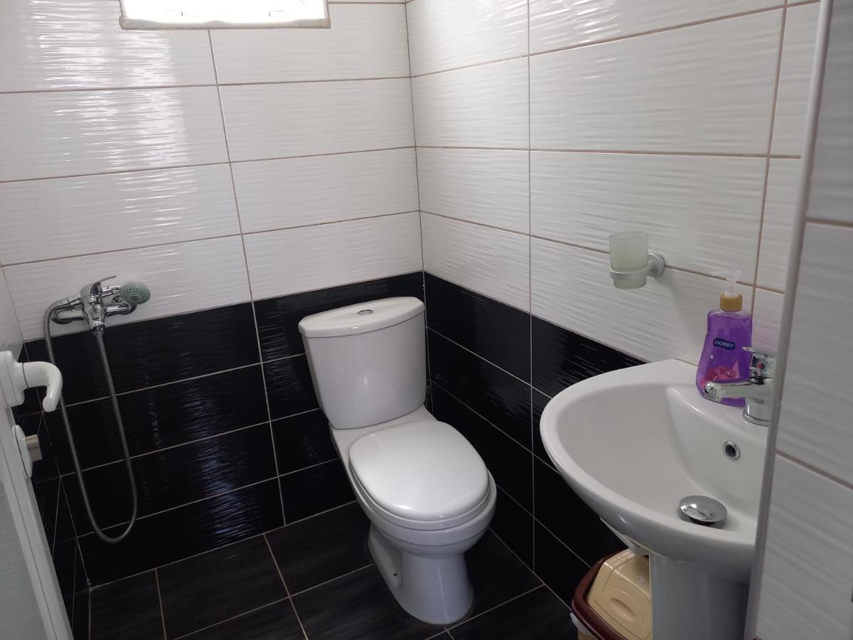 Ferienwohnung Emiljano Seaview Ksamil Exterior foto