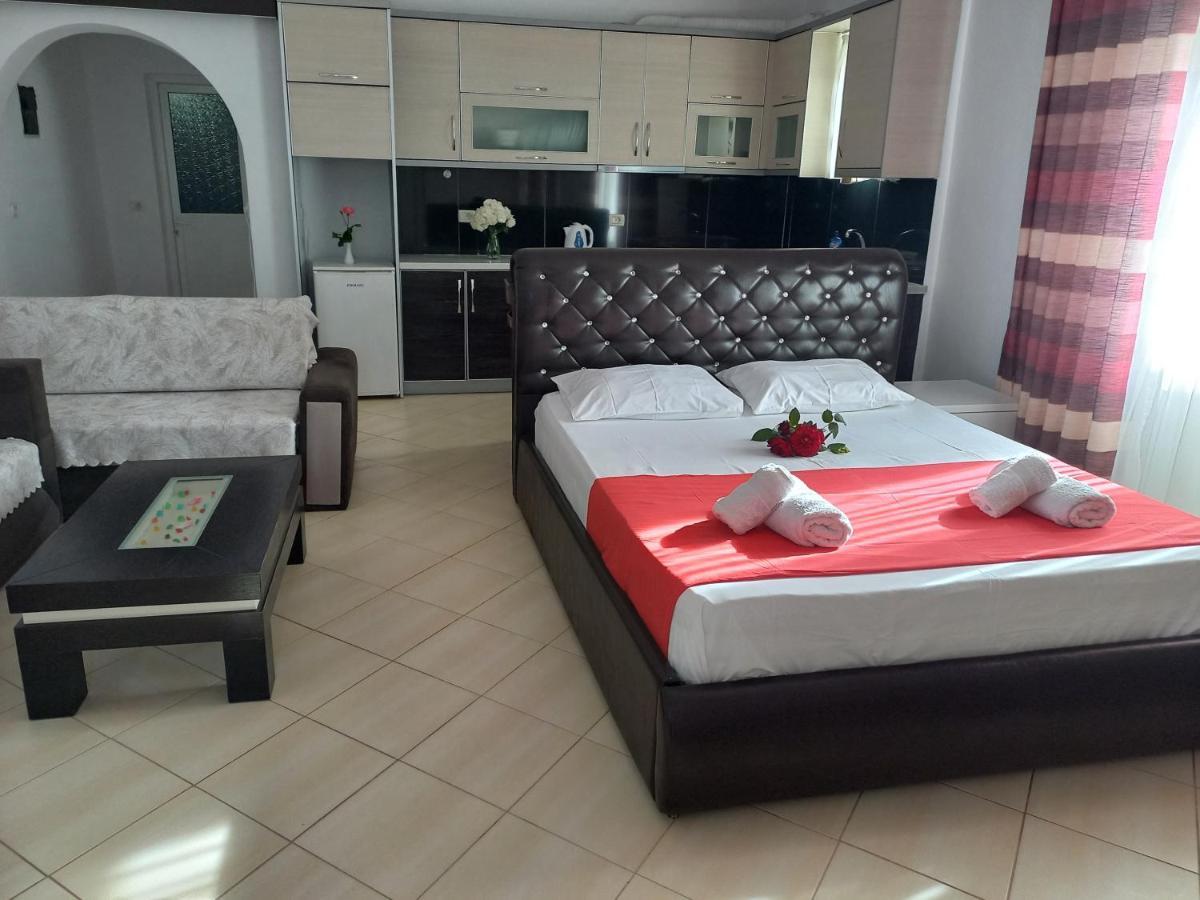 Ferienwohnung Emiljano Seaview Ksamil Exterior foto