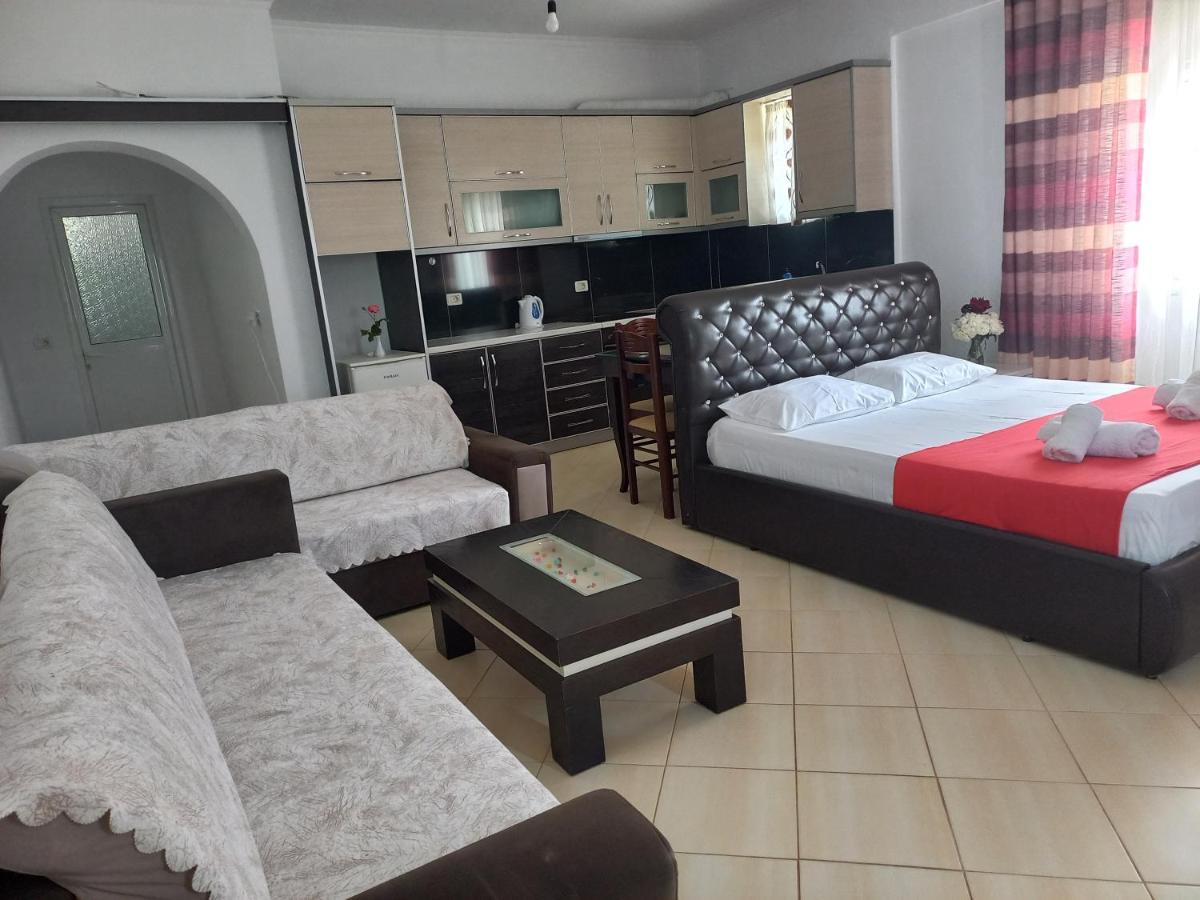 Ferienwohnung Emiljano Seaview Ksamil Exterior foto