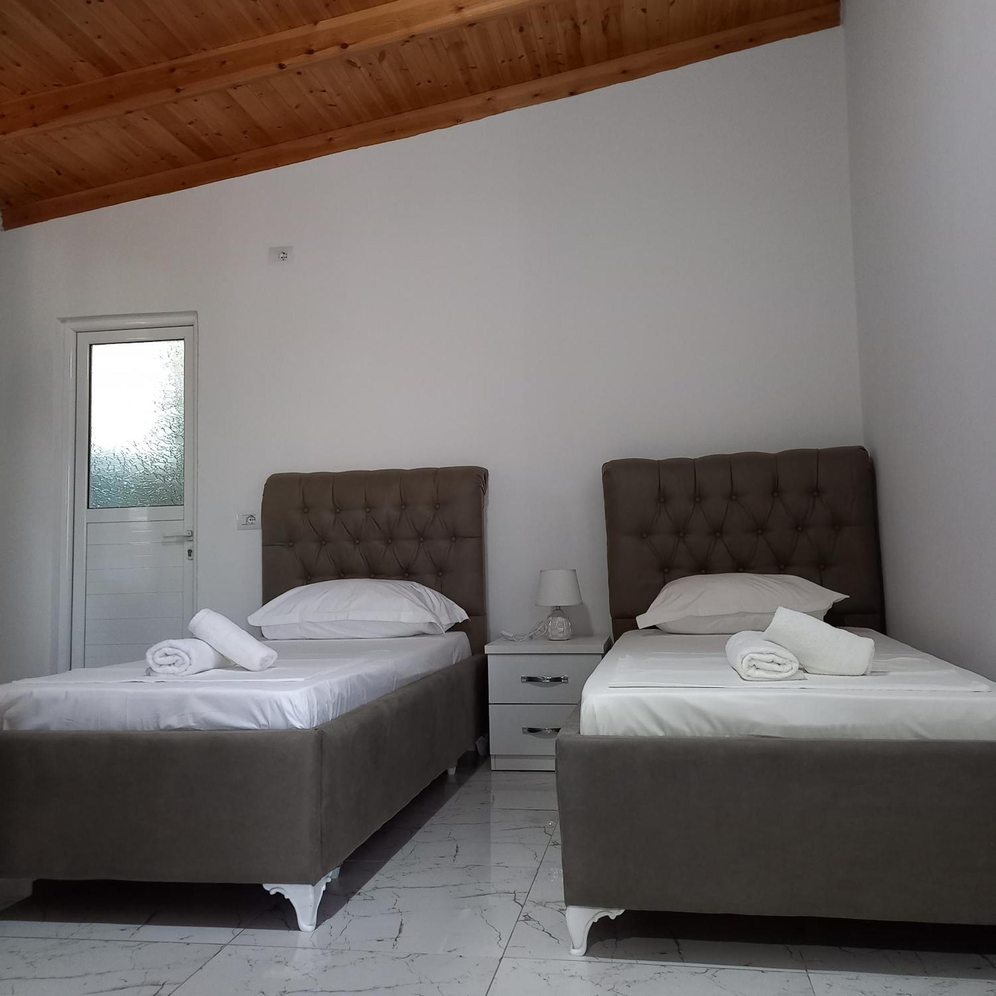 Ferienwohnung Emiljano Seaview Ksamil Exterior foto