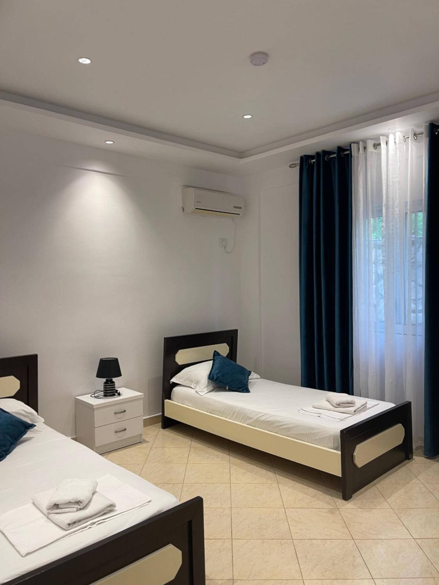 Ferienwohnung Emiljano Seaview Ksamil Exterior foto
