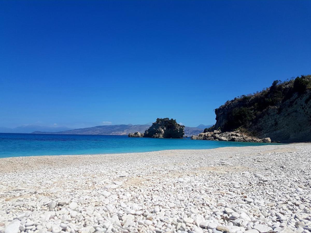 Ferienwohnung Emiljano Seaview Ksamil Exterior foto